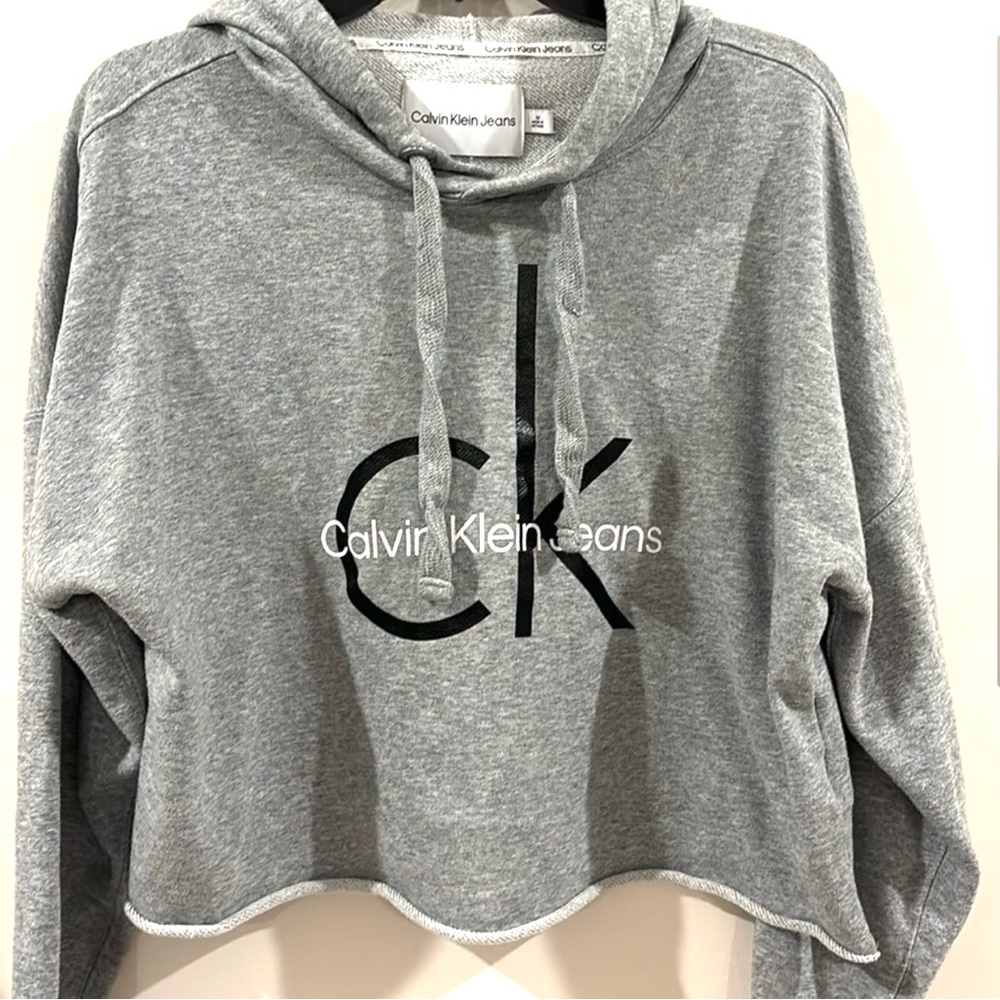 Calvin Klein Gray and Black cut off hoodie top athletic athleisure Sz M